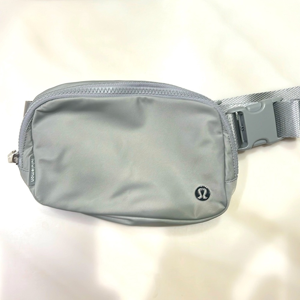Lululemon Fanny pack